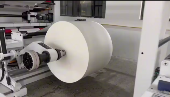 Four discharge automatic sorting and cutting machine
